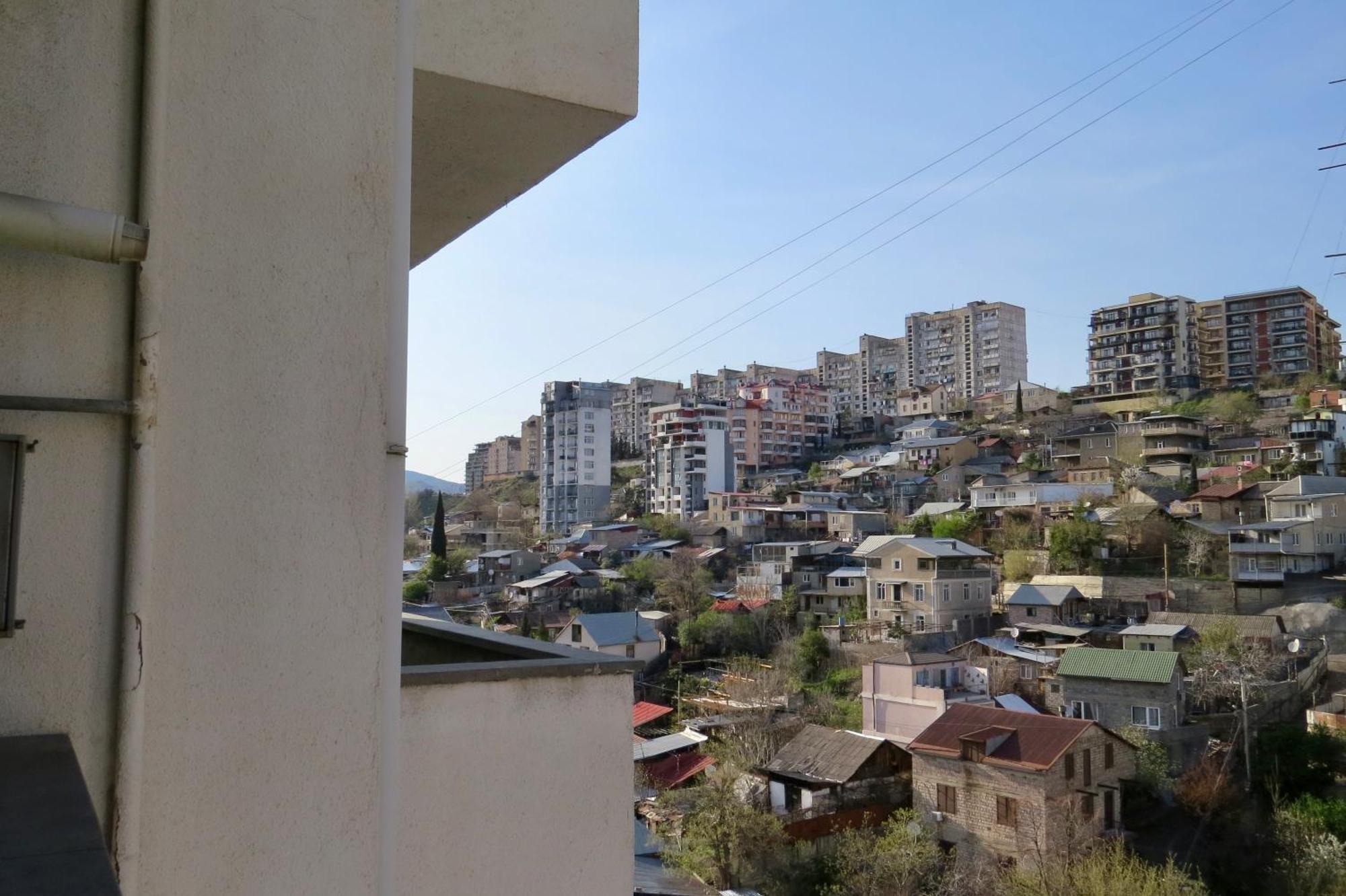 Tbilisi Apartment Tennis Court מראה חיצוני תמונה